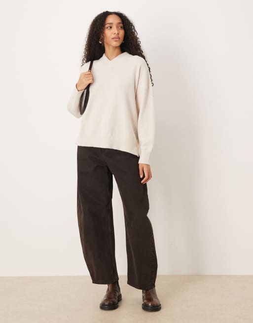 ASOS DESIGN – Marshmallow-vit, supermjuk tröja i oversized fit med v-ringning, 3 av 4