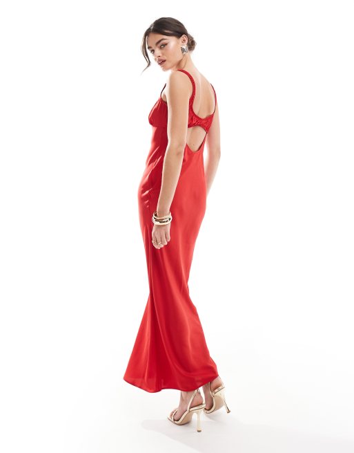 ASOS DESIGN – Marszczona na dekolcie satynowa sukienka maxi na ramiączkach w kolorze czerwonym