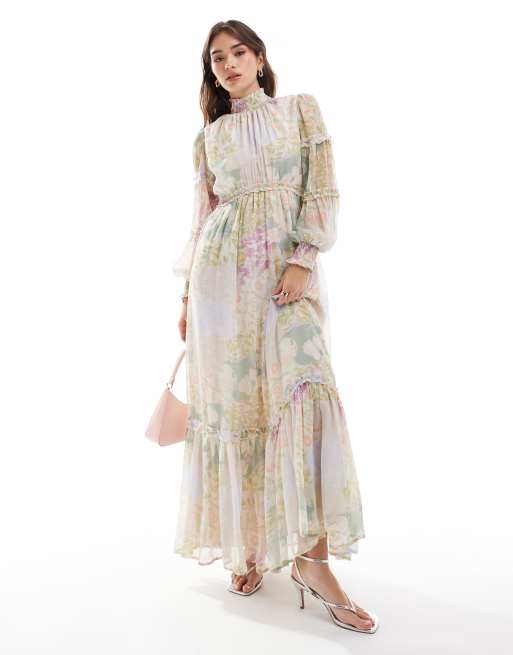 ASOS DESIGN – Marszczona sukienka maxi z zabudowanym dekoltem i falbankami w kwiatowy wzór