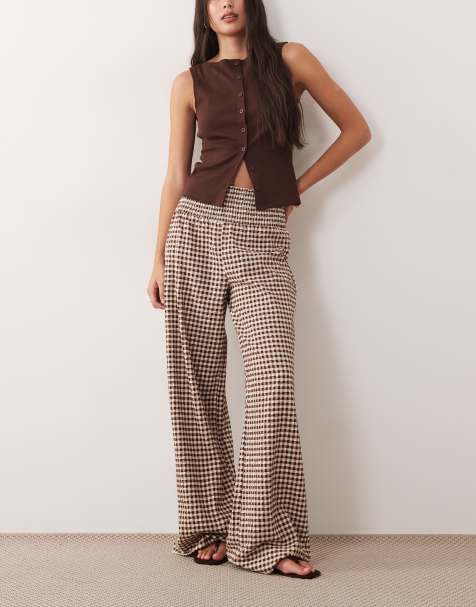 ASOS DESIGN – Marszczone spodnie z szerokimi nogawkami w brązową kratkę vichy - view 1