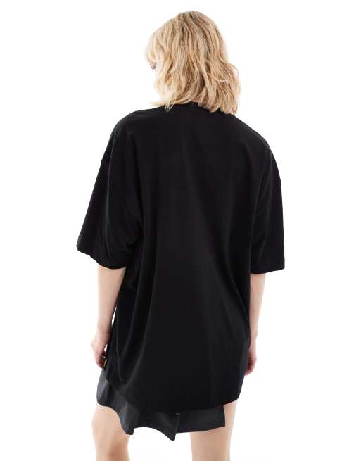 ASOS DESIGN – Marvel – Svart t-shirt i oversize och unisex-modell med stort Spiderman-tryck, 3 av 4