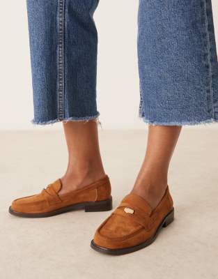 ASOS DESIGN - Match - Penny-Loafer aus Wildlederimitat in Hellbraun