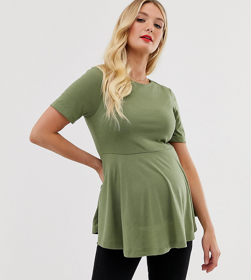 ASOS DESIGN Maternity - Aangerimpelde voedingstop met dubbele laag en korte mouwen in kaki-Groen