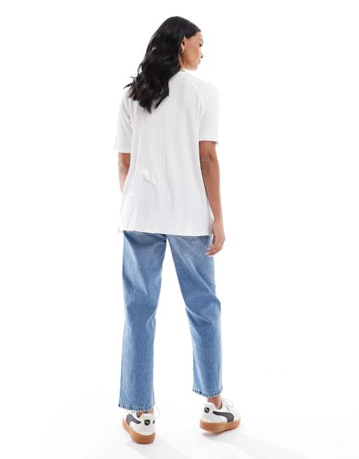 ASOS DESIGN Maternity crop comfort stretch straight leg jeans in mid blue