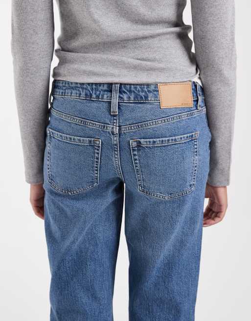 ASOS DESIGN Maternity bekväm stretchjeans med raka ben i autentisk mellanblå, 4 av 5