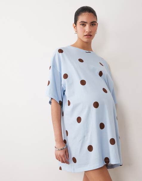 ASOS DESIGN Maternity – Blå och chokladbrun, prickig pyjamas-t-shirt i oversize - view 1