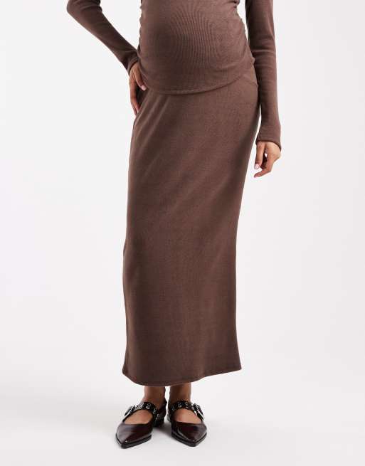 ASOS DESIGN Maternity co-ord ribbed maxi skirt in chocolate, 2 of 5