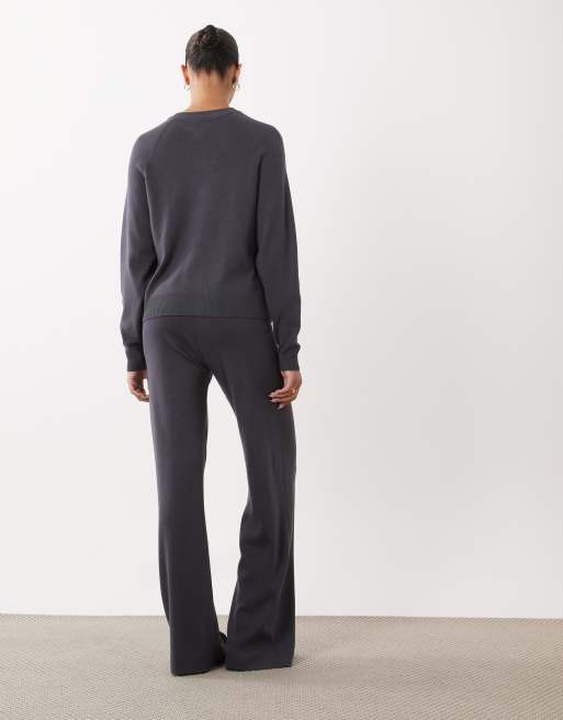 ASOS DESIGN Maternity compact knit straight leg pants in charcoal (part of a set), 3 of 5
