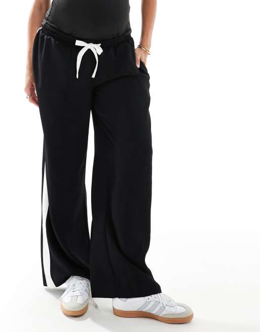 ASOS DESIGN Maternity – Czarne wciągane spodnie z kontrastowymi lampasami, 2 z 5