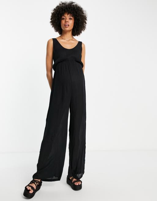ASOS DESIGN Maternity – Czarny plażowy kombinezon z marszczonego materiału, 4 z 4