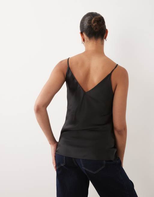ASOS DESIGN Maternity – Czarny satynowy top na ramiączkach z dekoltem w szpic, 4 z 4