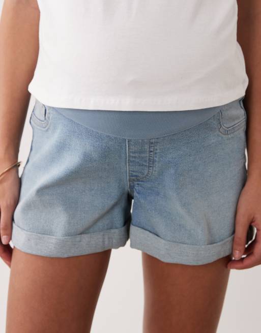 ASOS DESIGN Maternity denim comfort mom shorts in mid blue, 4 of 5