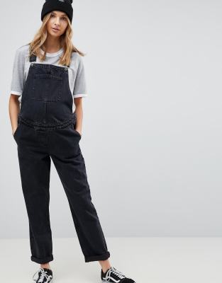 black dungarees maternity