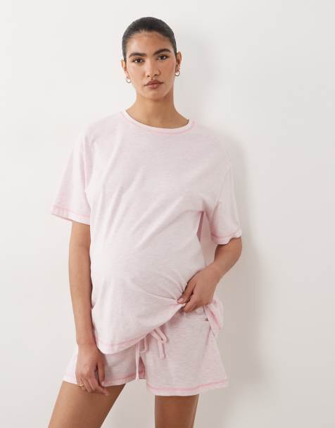 ASOS DESIGN Maternity – Dimrosa pyjamas i oversize med t-shirt och shorts med kontrasterande overlocksömmar - view 1