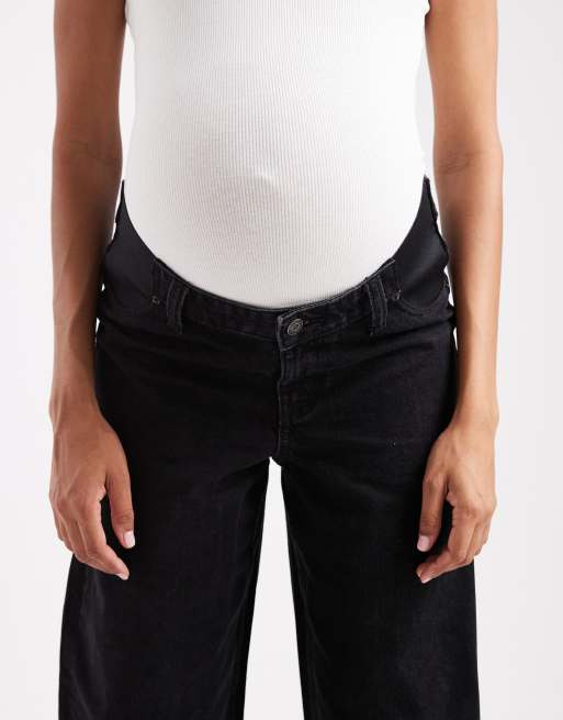 ASOS DESIGN Maternity – Dopasowane jeansy z baryłkowymi nogawkami w spranym czarnym kolorze, 5 z 5