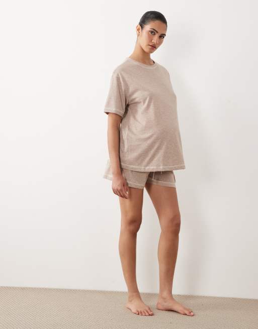 ASOS DESIGN Maternity Essentials oversized tee and shorts pajama set in heathered brown with contrast overlock stitching, 2 of 4