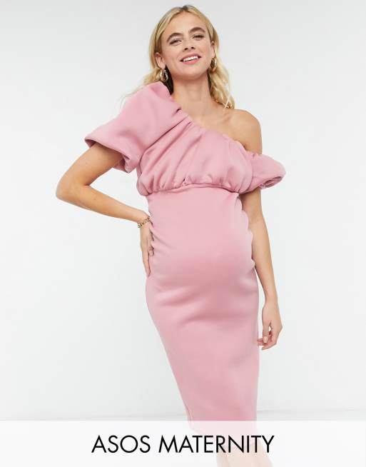 ASOS DESIGN Maternity Exclusive – Różowa ołówkowa sukienka midi z odkrytymi ramionami i marszczonym dekoltem
