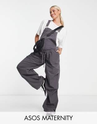 ASOS DESIGN Maternity - Fallschirm-Latzhose in Anthrazit-Grau