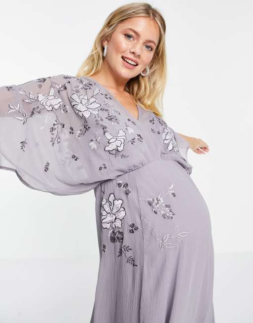 ASOS DESIGN Maternity - Geborduurde maxi jurk met blousonmouwen en cape-stijl rug, 3 van 4