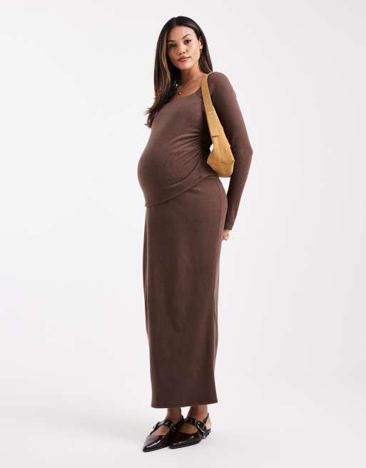 ASOS DESIGN Maternity - Geribbelde top met vierkante hals en lange mouwen in chocoladebruin, deel van co-ord set, 3 van 4