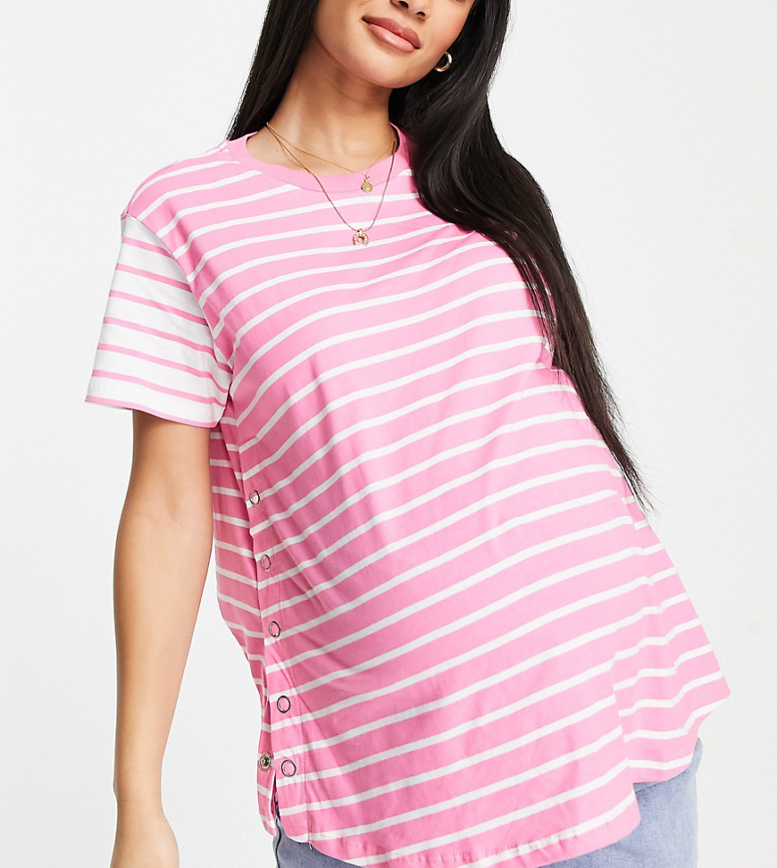 ASOS DESIGN Maternity - Gestreept T-shirt met borstvoedingsfuntie en drukknopen aan de zijkant in roze