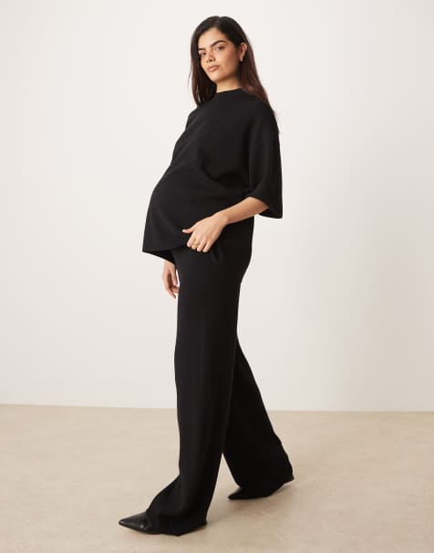 ASOS DESIGN Maternity – Gestricktes Set mit kompakter Struktur in Schwarz, bestehend aus Oversize-T-Shirt und Hose - view 1