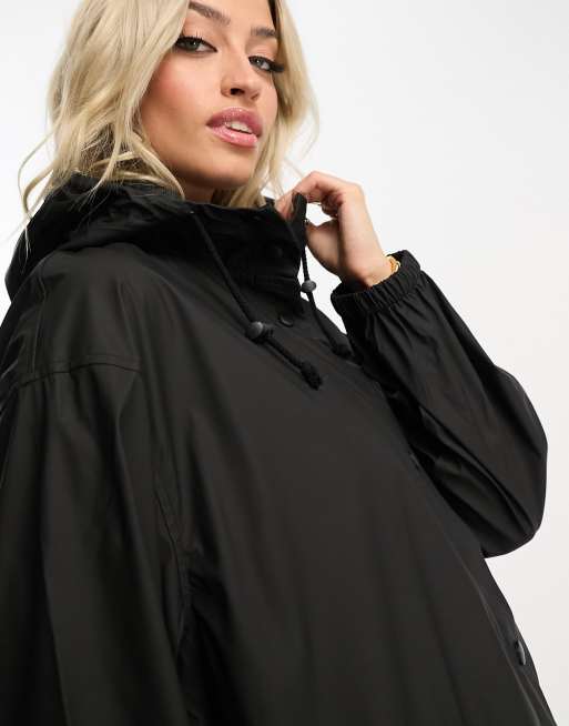 ASOS DESIGN Maternity – Gumowany płaszcz przeciwdeszczowy w kolorze czarnym, 2 z 4