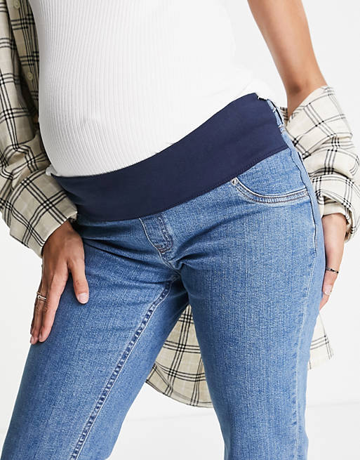 ASOS DESIGN Maternity high rise farleigh 'slim' mom jeans in midwash with  under the bump waistband | ASOS