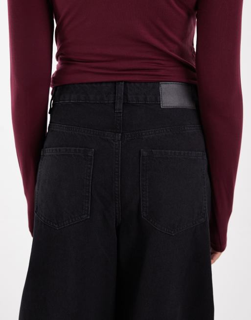 ASOS DESIGN Maternity high waisted barrel leg jeans in black, 5 of 5