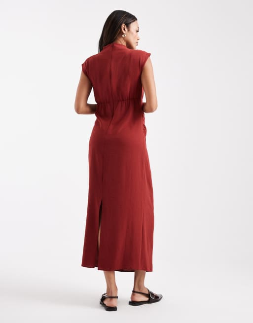 ASOS DESIGN Maternity - Hoogsluitende mouwloze midi-jurk met gedrapeerde halslijn in roestbruin, 4 van 4
