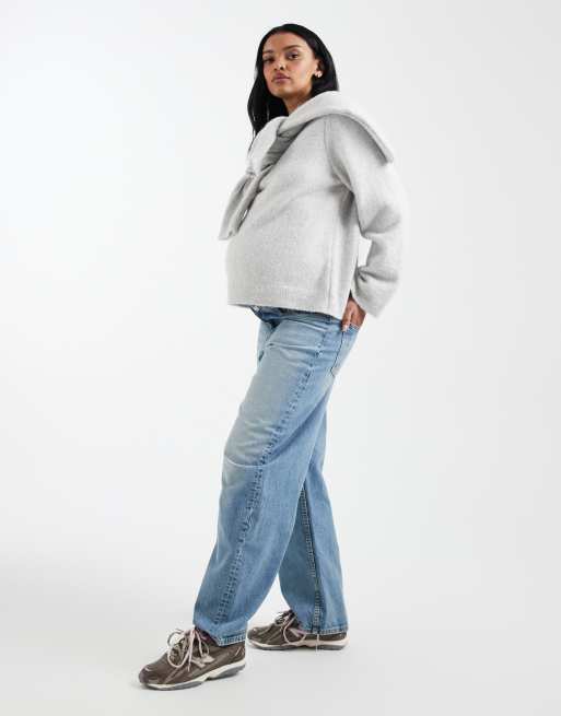 ASOS DESIGN Maternity – Jasnoniebieskie dopasowane jeansy z baryłkowymi nogawkami, 2 z 5