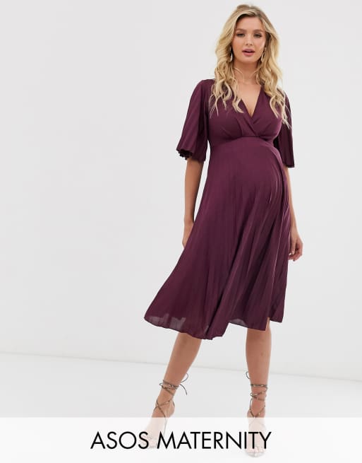 ASOS DESIGN Maternity exclusive pleated midi dress with kimono