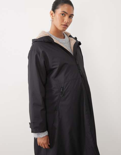 ASOS DESIGN Maternity lång regnkappa med teddyfoder i svart - view 1