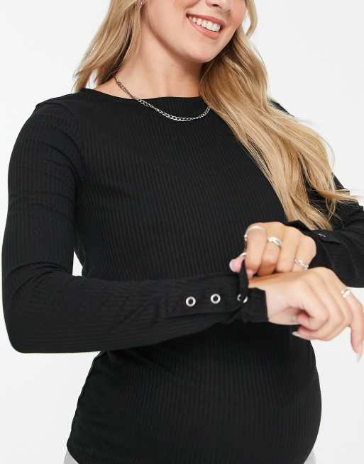 ASOS DESIGN Maternity – Langärmliges Oberteil in Schwarz mit Manschetten mit Druckknöpfen, 3 von 4