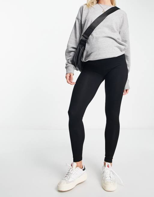 ASOS DESIGN Maternity - Leggings a coste neri con fascia sopra il pancione, 3 di 4