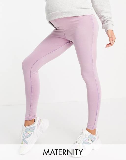 ASOS DESIGN Maternity - Leggings con lavaggio acido lavanda e fascia sul pancione