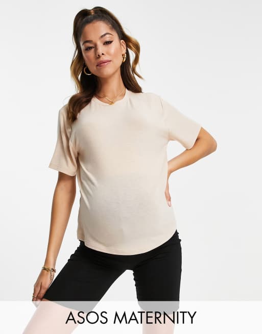 ASOS DESIGN Maternity – Ljusbrun finstickad t-shirt i avslappnad passform