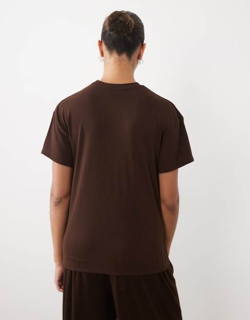 ASOS DESIGN Maternity lounge mix & match lounge rib oversized pyjama tee with side split in chocolate, 4 of 4