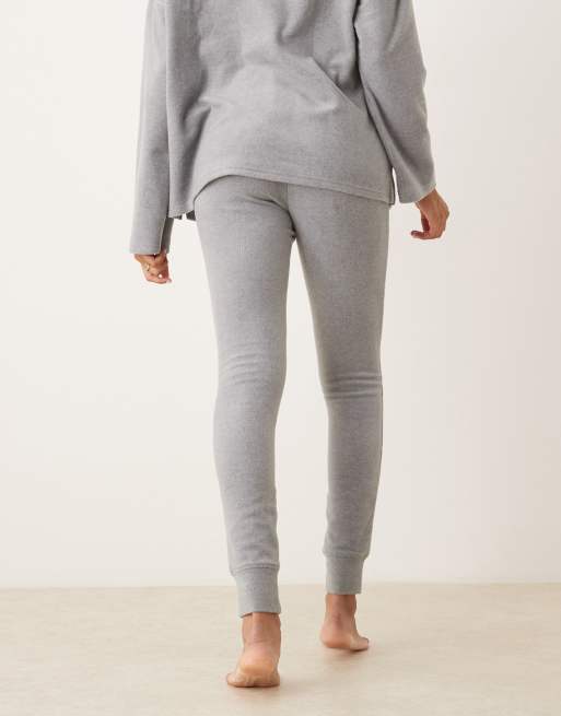 ASOS DESIGN Maternity – Lounge –Mixa och matcha – Ljusgrå, tunna leggings i fleece, 2 av 4