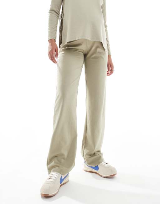 ASOS DESIGN Maternity - Marineblå amme-T-shirt med striber, 4 af 4