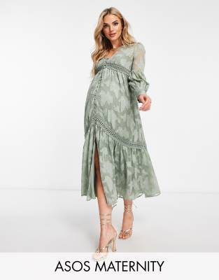 ASOS DESIGN Maternity - Midi-Hemdkleid in Khaki mit Knopfleiste sowie Einsätzen aus Spitze im Ausbrenner-Muster-Grün