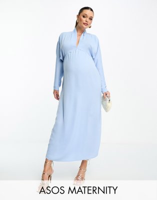 ASOS Design Maternity - Midikleid mit Fledermausflügel und tiefem Ausschnitt in Pastellblau