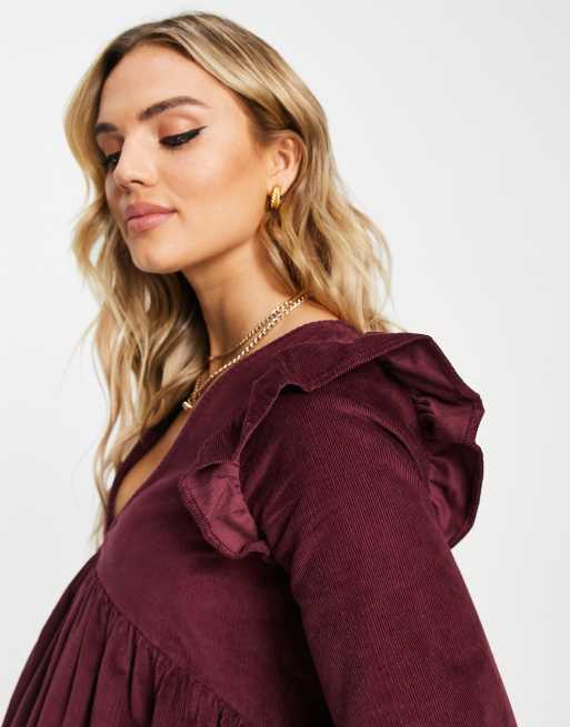ASOS DESIGN Maternity - Minikjole med smock i mørkerød fløjl med flæser på skuldrene, 3 af 4
