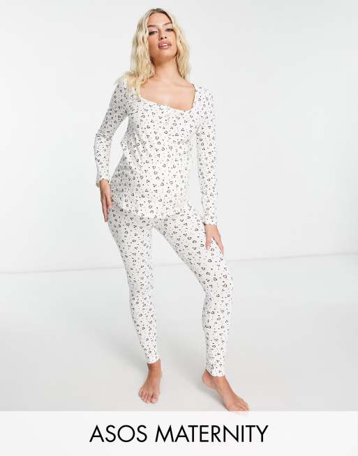 ASOS DESIGN Maternity - Mix en match - Pyjamatop met lange mouwen, knoopsluiting en fijne hartjesprint in crème