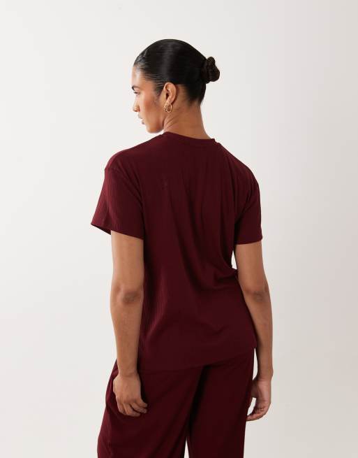 ASOS DESIGN Maternity mix & match lounge geribbelde oversized pyjamatop met zijsplit in bordeauxrood, 3 van 4