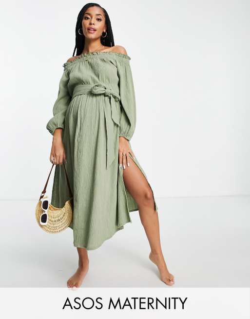 ASOS DESIGN Maternity – Mocno marszczona plażowa sukienka maxi z odsłoniętymi ramionami