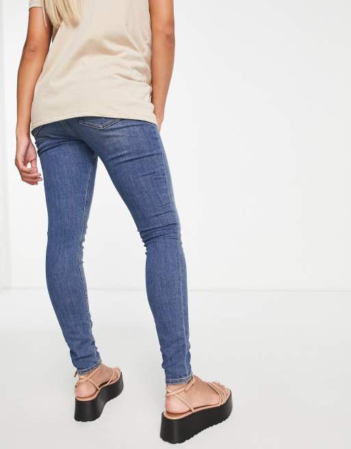 ASOS DESIGN Maternity – Niebieskie obcisłe jeansy z pasem pod brzuchem , 2 z 4
