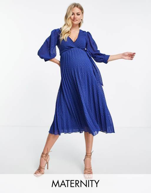 ASOS DESIGN Maternity nursing pleated tie wrap around midi dress in chevron dobby in navy