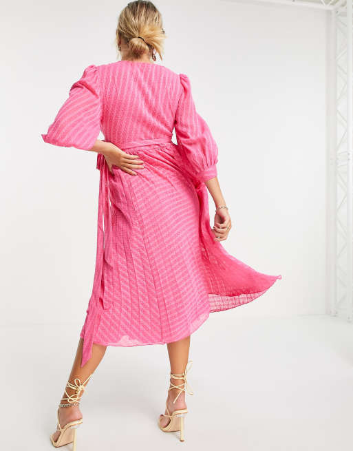 ASOS DESIGN Maternity nursing pleated tie wrap around midi dress in  textured chevron in pink