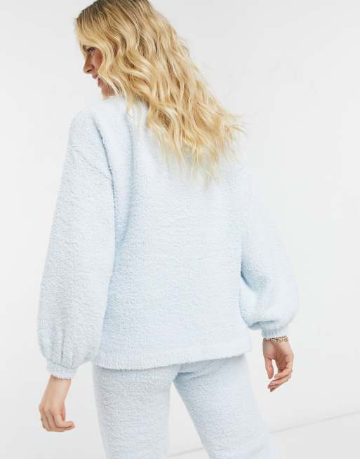 ASOS DESIGN Maternity - Off-shoulder trui van gestructureerd bouclégaren in lichtblauw, deel van co-ord set, 2 van 4